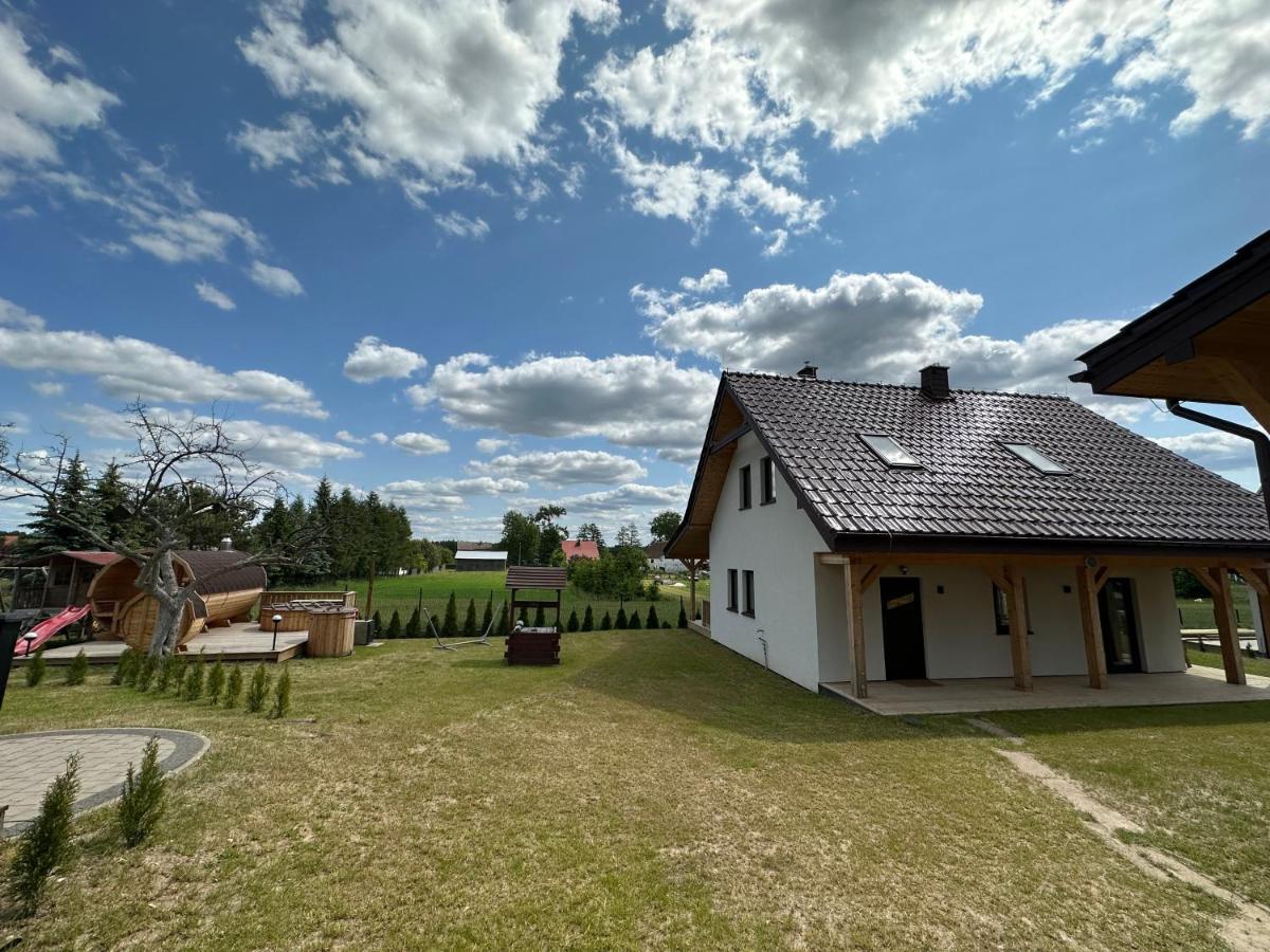 Villa Kama Gizycko Bagian luar foto